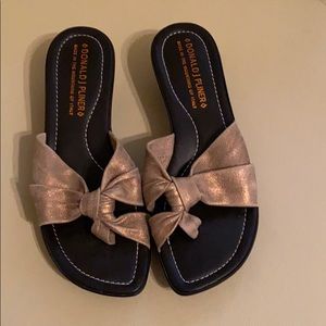 New Donald J Pliner Leather Italian Sandal